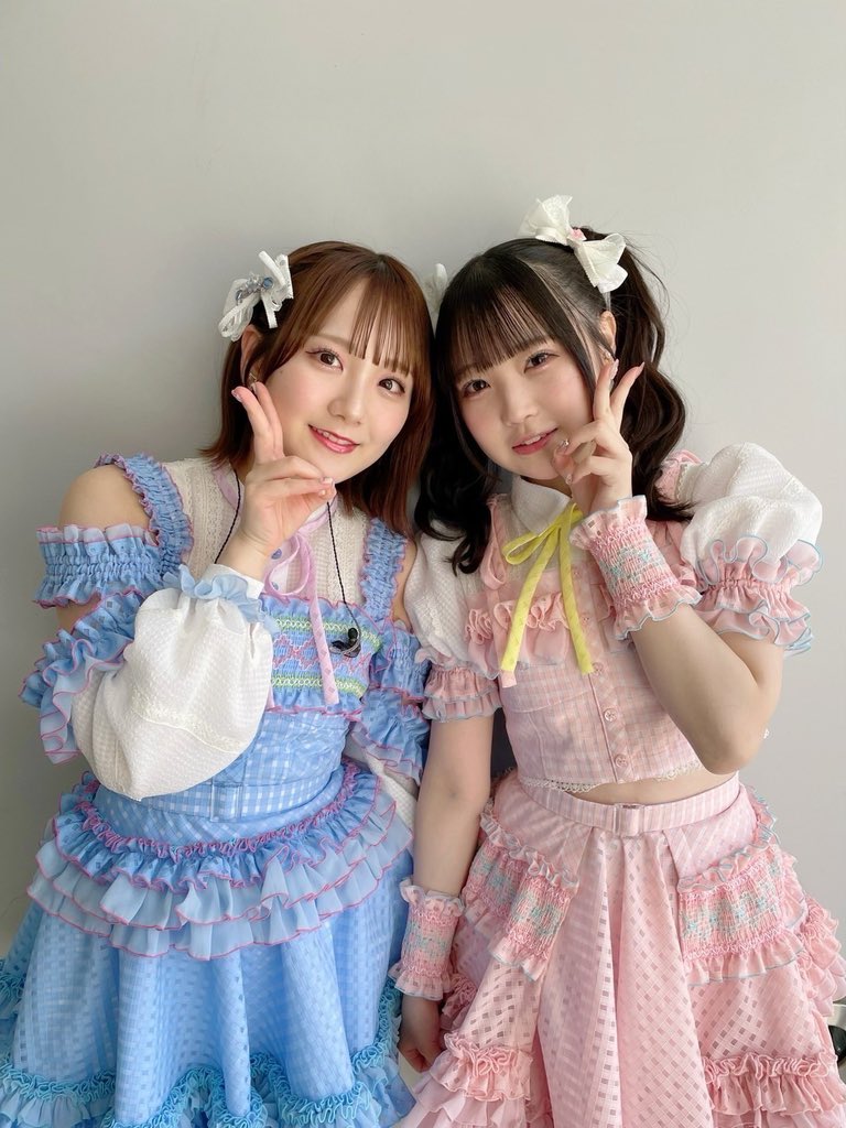 ①本日より総監督就任のなるとたおちゃん ②芹佳ちゃんと彩音ちゃん ③