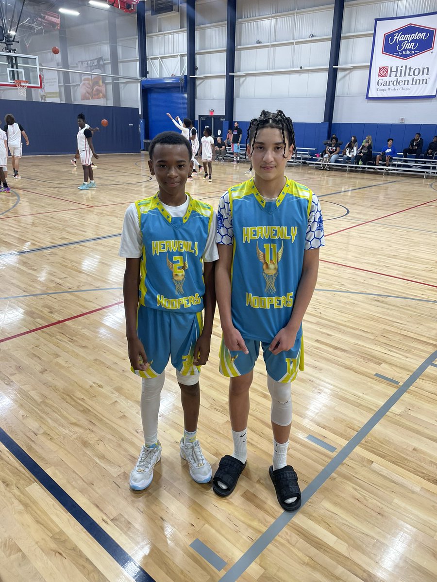 What a game!! “Heavenly Hoopers” forced a hard fought win in an overtime matchup against the “Jayhawks”! This duo led the way as (Aran Chacon) posted 11pts and (Bryce Davis) had a game high 12pts to end the contest! Aran Chacon - C/o 2030 Bryce Davis - C/o 2030 @USAmateurBBall