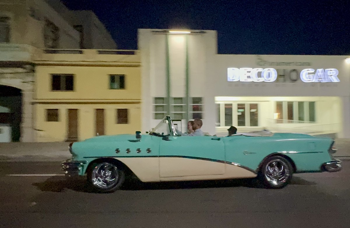 Rollin’ on the streets of #Cuba! 🇨🇺👍🏻😍 #vintage #classiccar #havana #vintage #vehicle #classiccar #classic #travelphotography #naturephotography #natgeo #natgeophotos #nikonoutdoors #thephotohour #nikonusa #natgeoyourshot #zcreators #patina_transport  @riyets @discovery