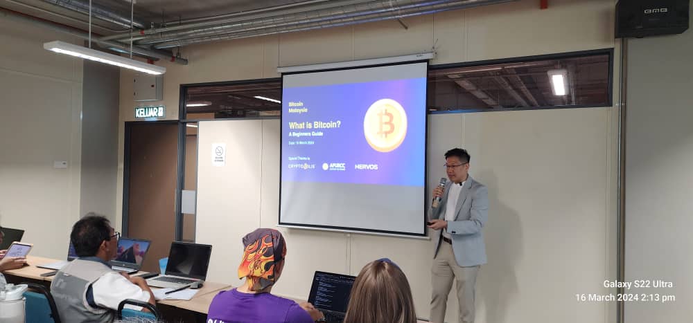 cryptobilis's tweet photo. What a wonderful session and insightful sharing from our speake
Thanks @mypudgyfriends for crashing during the session!
Let’s not forget our co- organisers @NervosNetwork @alchemist_miners, #CryptApe and @accessmalaysia https://t.co/qza1P4hSQt