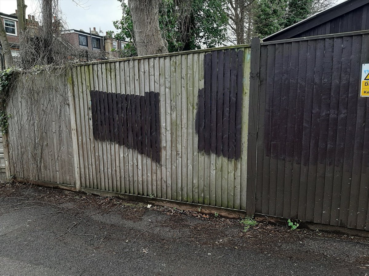 CllrAndrewSteed's tweet image. Reported and sorted. Let us know if there is graffiti that needs to be removed. @LibDems @southfieldlibdems #libdemaction