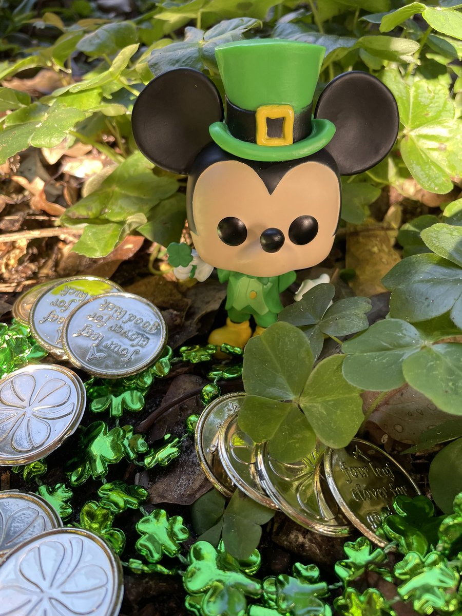 Littlebird_db's tweet photo. @funko Happy St. Patrick’s Day to the #FunkoFamily #FunkoPhotoADayChallenge #disney #MickeyMouse #green https://t.co/8Xq95CD0Mc