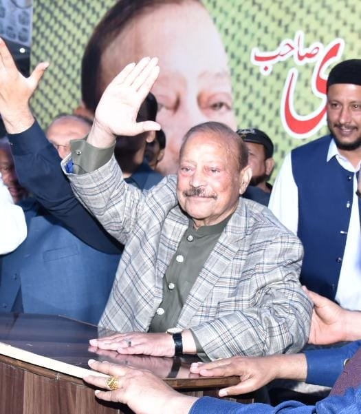 میں نے آج میرپور سے عوامی رابطہ مہم کا آغاز کر دیا ہے اس عوامی رابطہ مہم کا مقصد مقبوضہ کشمیر میں بھارتی وزیر اعظم نریندر مودی کے مظالم کو بے نقاب کر کے عالمی سطح پر کشمیر کاز کو اجاگر کرنا ہے اور آزادی کے بیس کیمپ کو حقیقی معنوں میں آزادی کا بیس کیمپ بنانا ہے