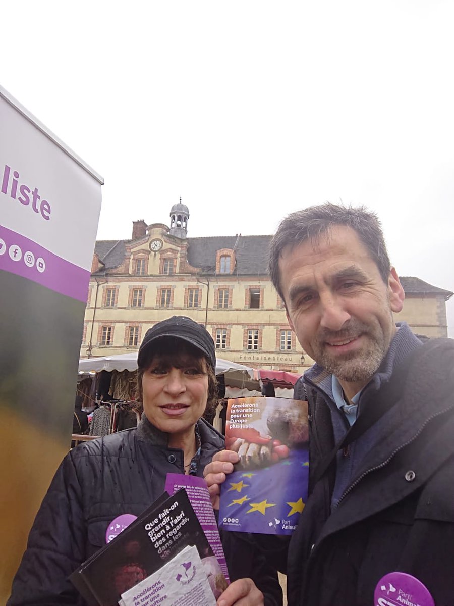 laurencevolbart's tweet photo. Toute l'Ile de France était mobilisée ce week-end pour parler du programme agriculture du @PartiAnimaliste aux #Europeennes2024 !
Bravo aux bénévoles sur les marchés de #Fontainebleau #Draveil #LePerreux et l' #IsleAdam !
#OnRecolteCeQueLonSeme https://t.co/5IQhKRcTt8
