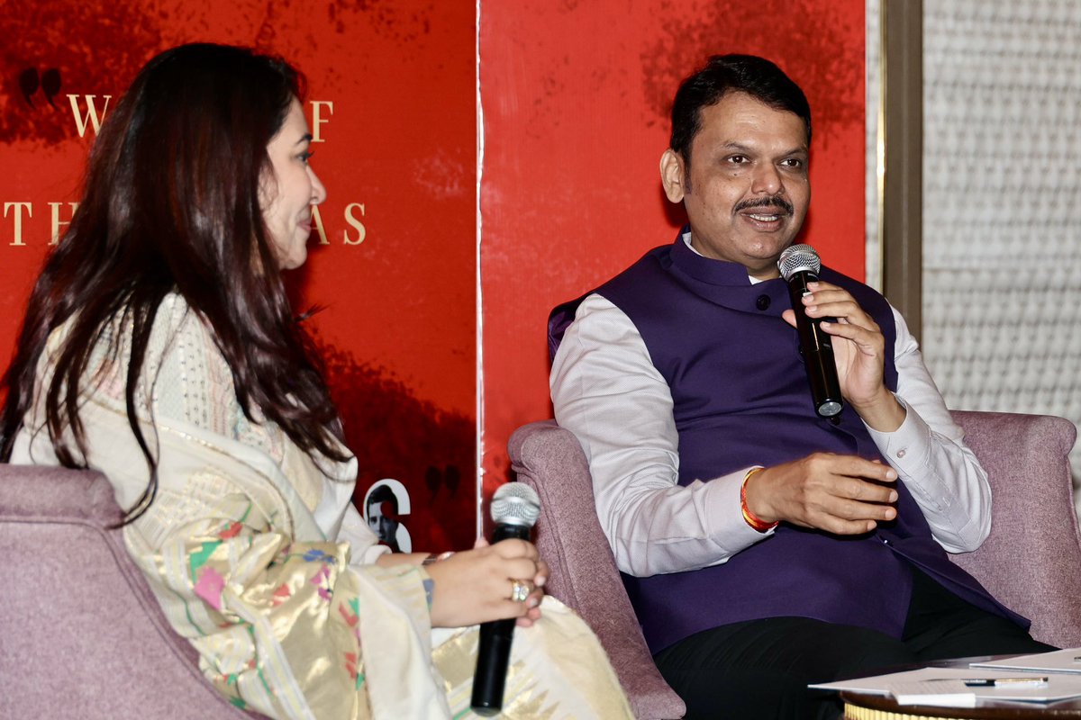 It was a remarkable experience to attend the insightful session hosted by SHAKTI ECHOES, where the Hon. DCM, Maharashtra, Shri @Dev_Fadnavis Ji, engaged in a thought-provoking conversation with author Ms. Priyam Gandhi-Mody. The discussion on the hypothetical scenario 'What if
