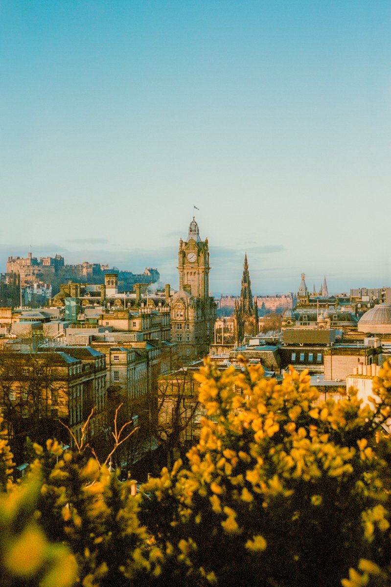 AlexKittoe's tweet photo. A day in Edinburgh 🎞️ https://t.co/LwfG6x1zlv