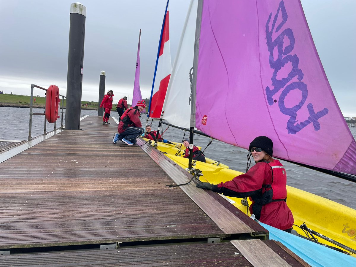 A couple of weeks ago, our reservists conducted adventurous training in the Brecon Beacons National Park. This weekend, it was dinghy sailing with the Cardiff Sailing Centre. Thank you @HMSTEMERAIRE and @RNSAORGUK for your support. @RNReserve @RFCAforWales @RNinWales