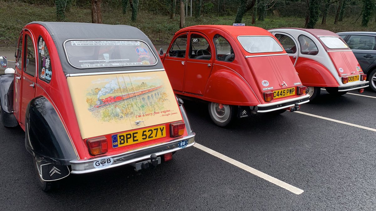car_british's tweet photo. And next today were the 2CV branch of the Citroen Car Club visiting as part of a road run.
Thanks for joining us!
#citreon #citreon2cv #2cvclub #classiccars #carlovers https://t.co/50VBkR1O7J