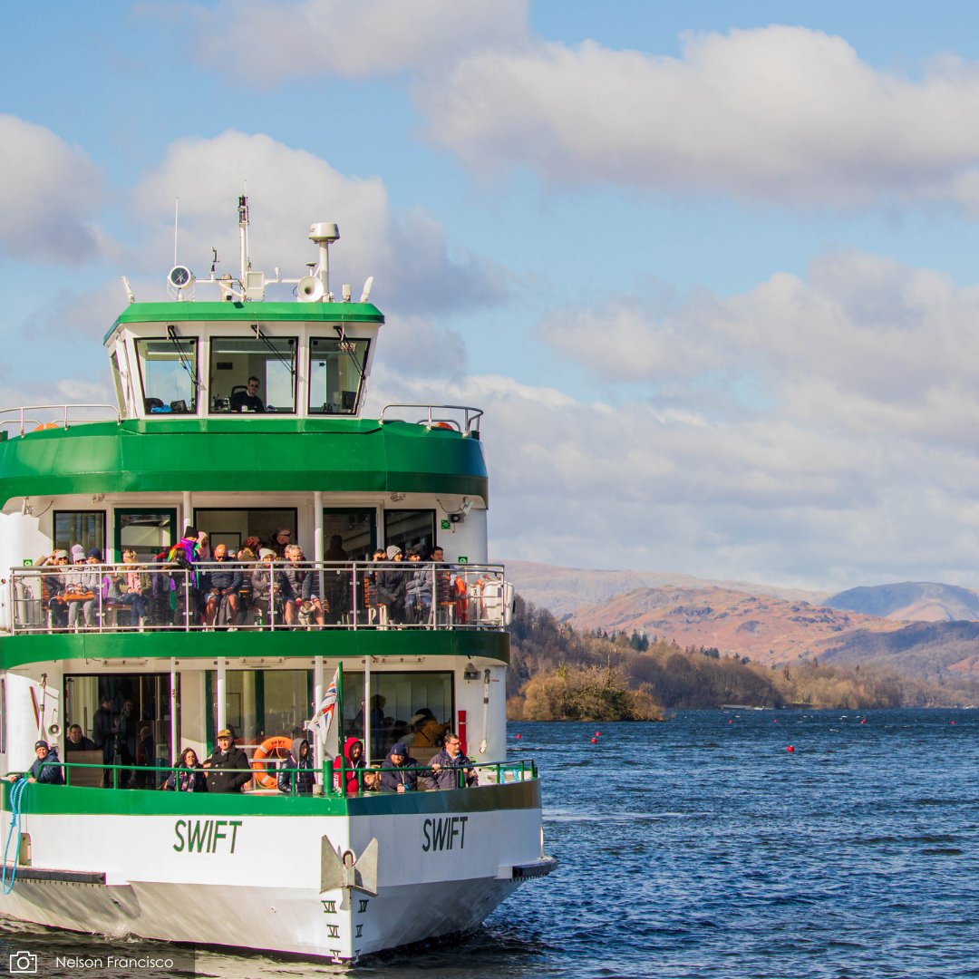 Windermereboats's tweet photo. Close enough to spot the skipper in the wheelhouse! 🚢
#CaptainView #BoatLife #WindermereLakeCruises https://t.co/HClglHLJcO