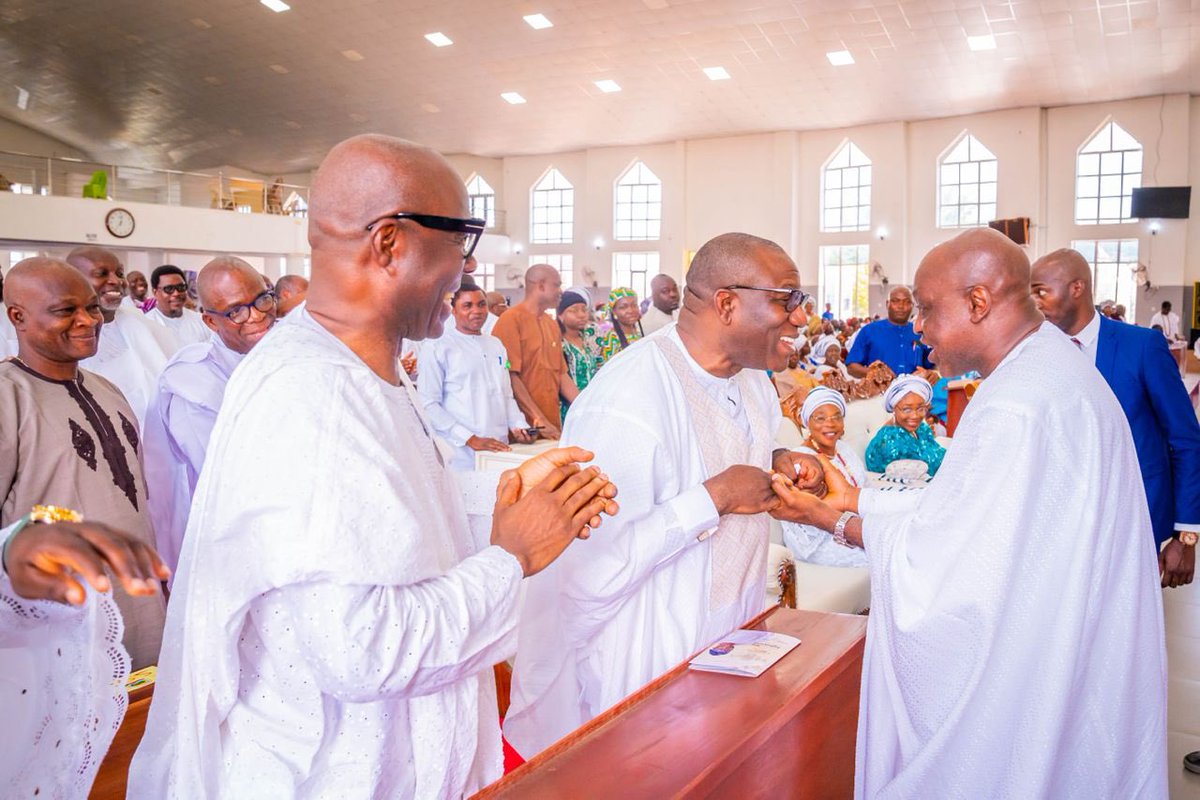 Today, I attended the first year memorial anniversary held in honour of the late former Ekiti State Deputy Governor, Chief Bisi Egbeyemi at the Cathedral Church of Emmanuel, Anglican Communion, Okesa, Ado-EKiti. Baba will always be remembered for his accomplishments in public…