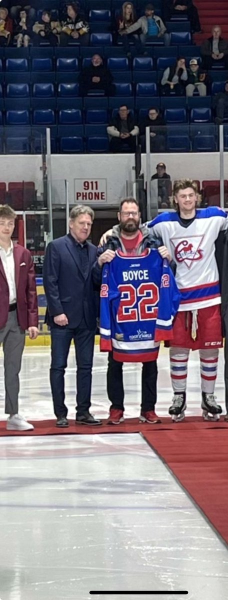 CraigBoyce6246's tweet photo. Special day in Cornwall yesterday, graduating player appreciation night. So glad to have made it down. So so proud of u Brennan, looking forward to a great Colts playoff run and what next year holds for u!!! https://t.co/SfIFCGxjL5