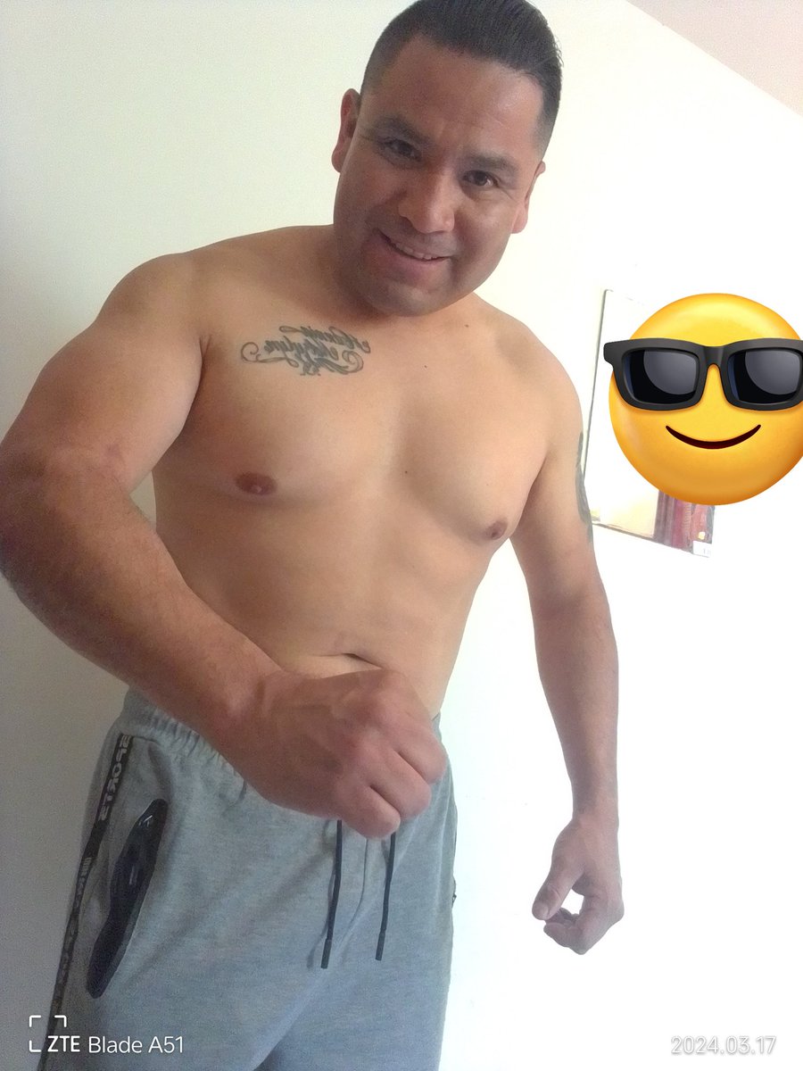 Luismateoramir3's tweet photo. #Domingo17mar buenos días así amencimos hoy saludos #x #chacal #rompeculos #scort jajaja https://t.co/CIsgh3fKvx