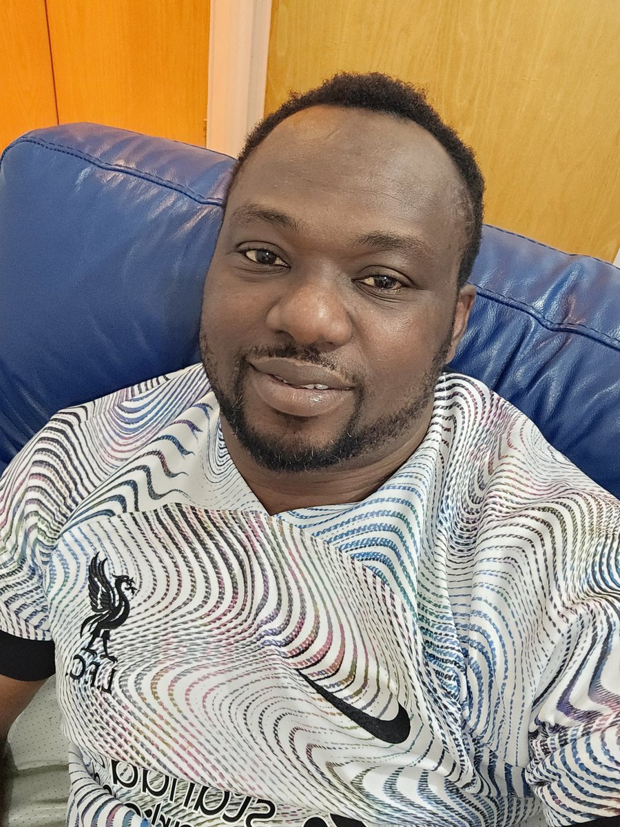 I rep this massive football club. Show me your club?