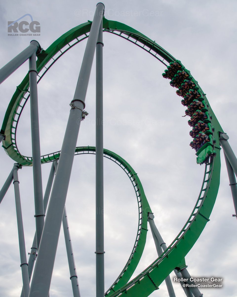 Happy St. Patrick’s Day! What’s your favorite green coaster? 🍀
#incrediblehulk #universalstudios #islandsofadventure #orlando #rollercoaster #StPatricksDay