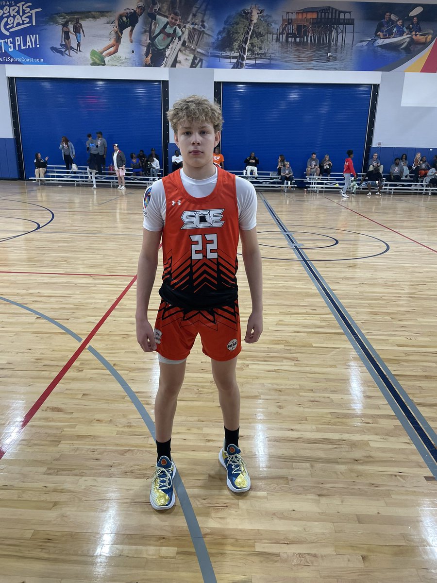 A strong showing by @TheSkillsCenter as they got the win in this morning contest! (Jackson LaMarre) displayed great efforts on both ends, while showing off his shooting ability around the arc by knocking down three-3s. Jackson LaMarre C/o 2027 @USAmateurBBall @SCEBasketballFL