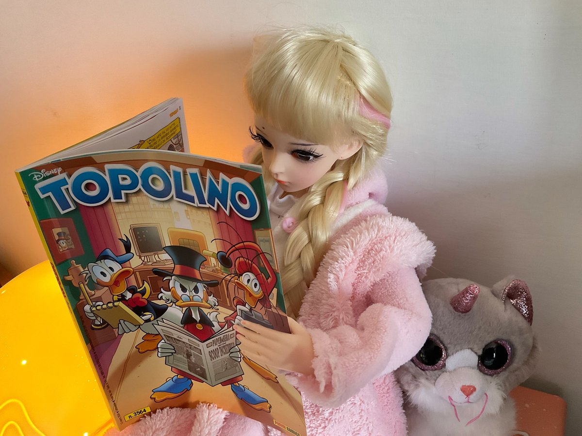 hermioneblk's tweet photo. 🐭 Topolino 3564
#Topolino
#dolls
#comics 
#fumetti
#Hermio 
#photography https://t.co/wyjtln2mEm