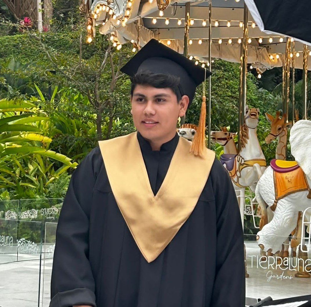 AngelStax tweet media