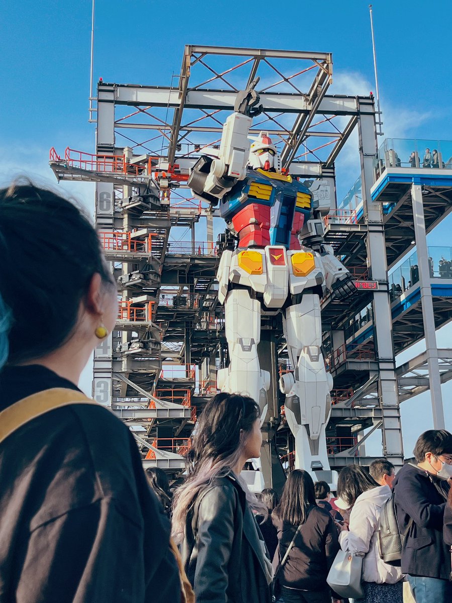 The last photo I’ll ever have with this Gundam. It shuts down this month, so we decided to see it move one last time 🥲