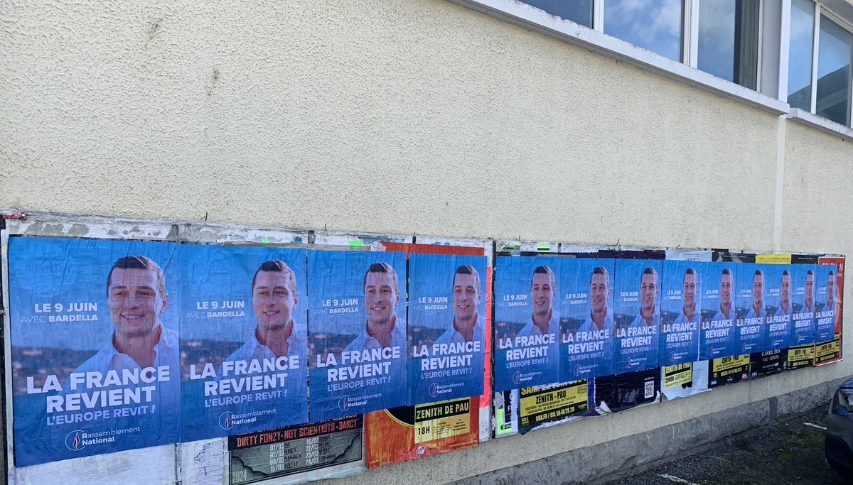 Verriere_F's tweet photo. Le week-end de mobilisation nationale se poursuit avec un bel affichage dominical sur l’Est du Béarn. La France revient, l’Europe revit avec @J_Bardella !
#VivementLe9Juin https://t.co/1Tdf8R3x0T