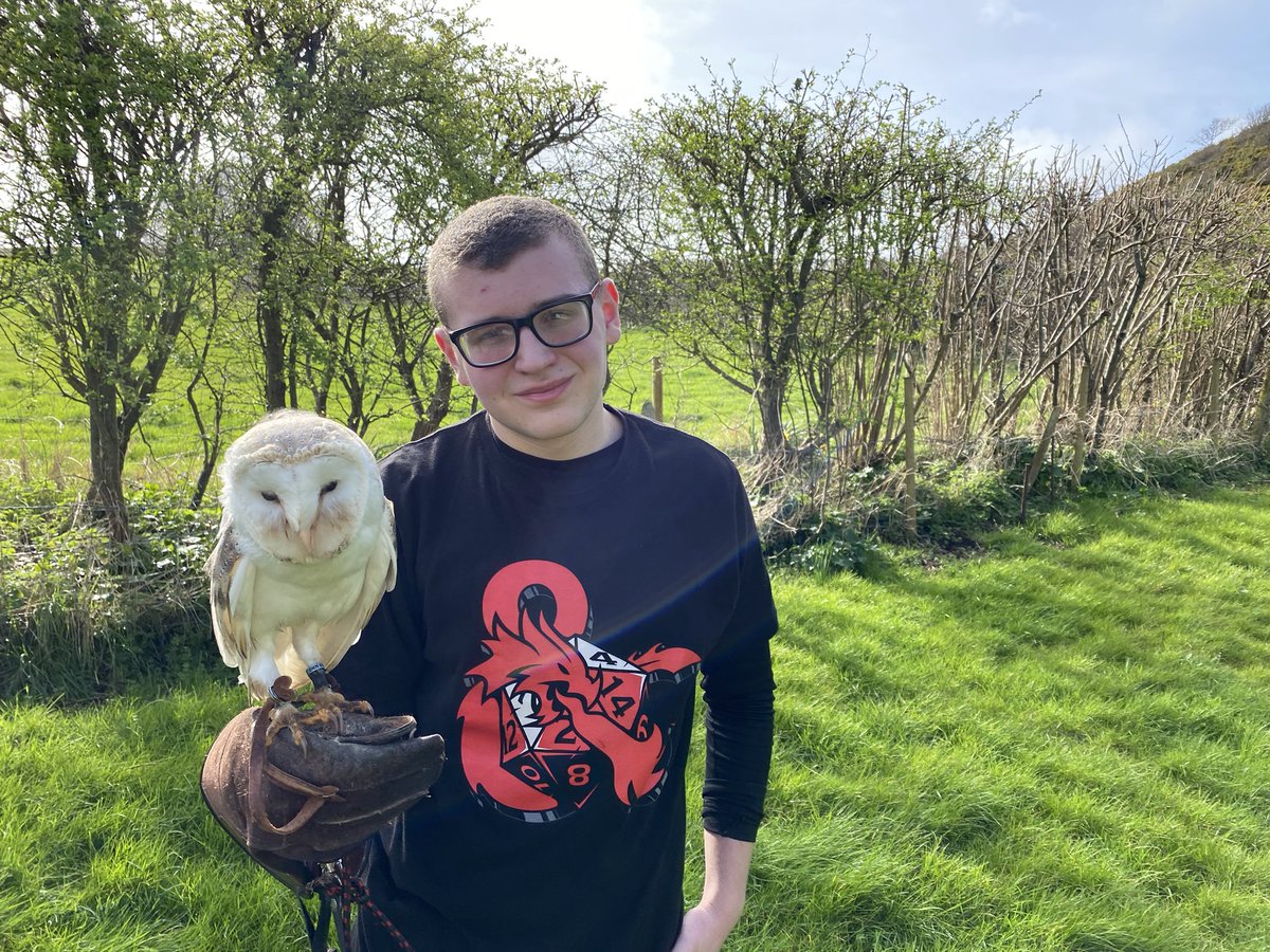 Hi! It’s Alex! Morning at church and then what better than time with Willow on a spring sunny day. Have a peaceful Sunday. 🦉💪🏻🦿#AlexandersJourney #OwlWhisperer #WillowTheOwl #Sunday #Owl