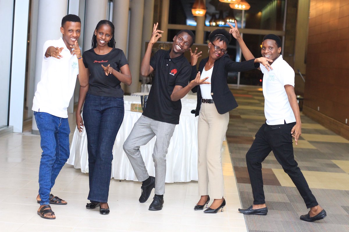 naumu_e's tweet photo. Big thanks to our President @SuluhuSamia and @HusseinBashe for believing in youth innovation in agriculture. Your support fuels our drive to transform farming with technology. #YouthInAg #Innovation #Gratitude" https://t.co/vsrlGc5ekM