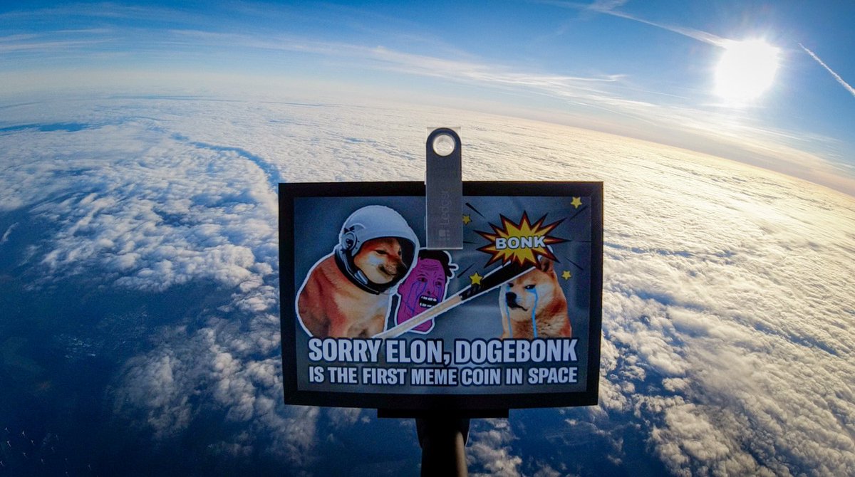 Dobo_community's tweet photo. @kelxyz_ Capturing attention is what #dogebonk does.

We knew about this and really capitalized in 2021. We were one of the firsts "billboard" metas with Times Square, plus going to friggin outer space, man.

Dogebonk is an OG #BSC renounced memecoin / cultcoin. A DOBRO united front. https://t.co/XKQMeUfaAn
