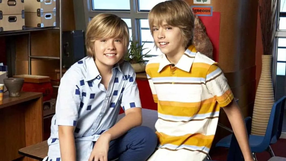 nextlevel_br's tweet photo. 19 ANOS DE ZACK E CODY GÊMEOS EM AÇÃO

Curiosidades do elenco, gêmeos Sprouse e rompimento com a Disney

Desenrola o fio e descubra 🧶👇 https://t.co/vo6qLqYzJe