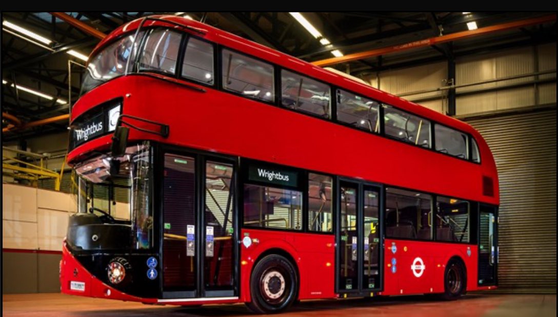 Después de usar casi 500 buses eléctricos de dos pisos, la ciudad de Londres ha decidido también tener buses propulsados por hidrógeno. Son 20 los primeros en entrar en servicio y con una autonomía de 400 km fabricados por Wrightbus