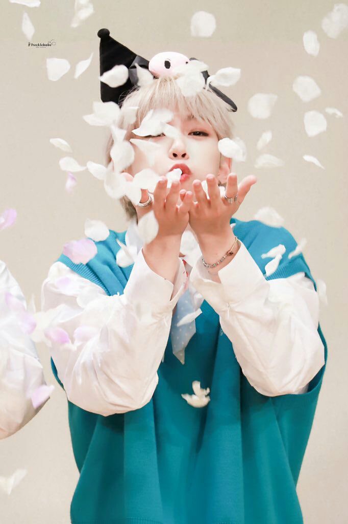 Protect_FLX's tweet photo. One thing I definitely never do: claim myself as "Stay" then take advantage of Felix's love &amp; sincerity to hurt him freely

FELIX THANK YOU
#WeLoveYouFelix https://t.co/Sjkwwx42do
