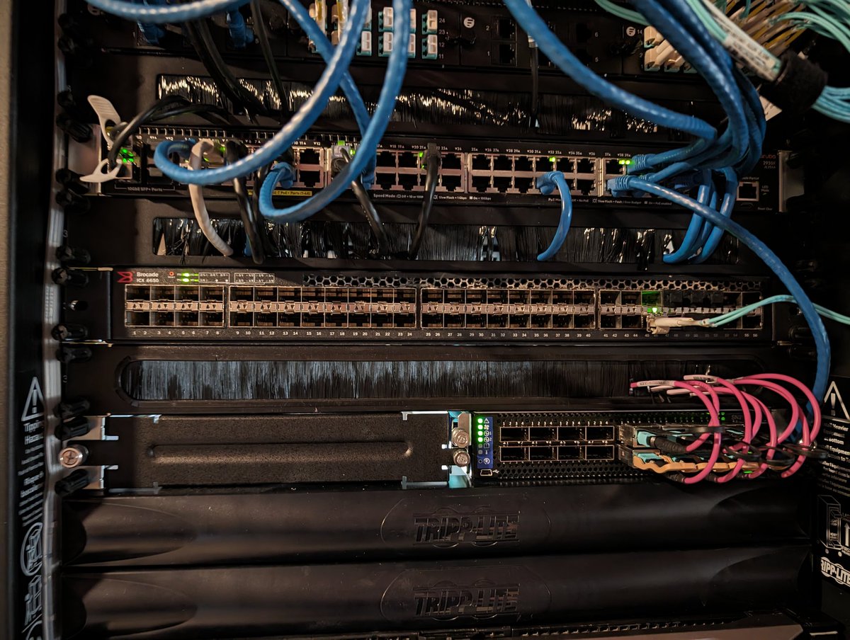 theDXT's tweet photo. Day 83 of #100DaysOfHomeLab I finally moved off of my old brocade switch to my Mellanox switch https://t.co/Z1iED9KpEz