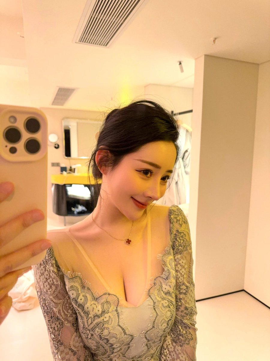 媚眼不是武器，却能征服人心。打动你了吗？ https://t.co/2lsVDLYTNH