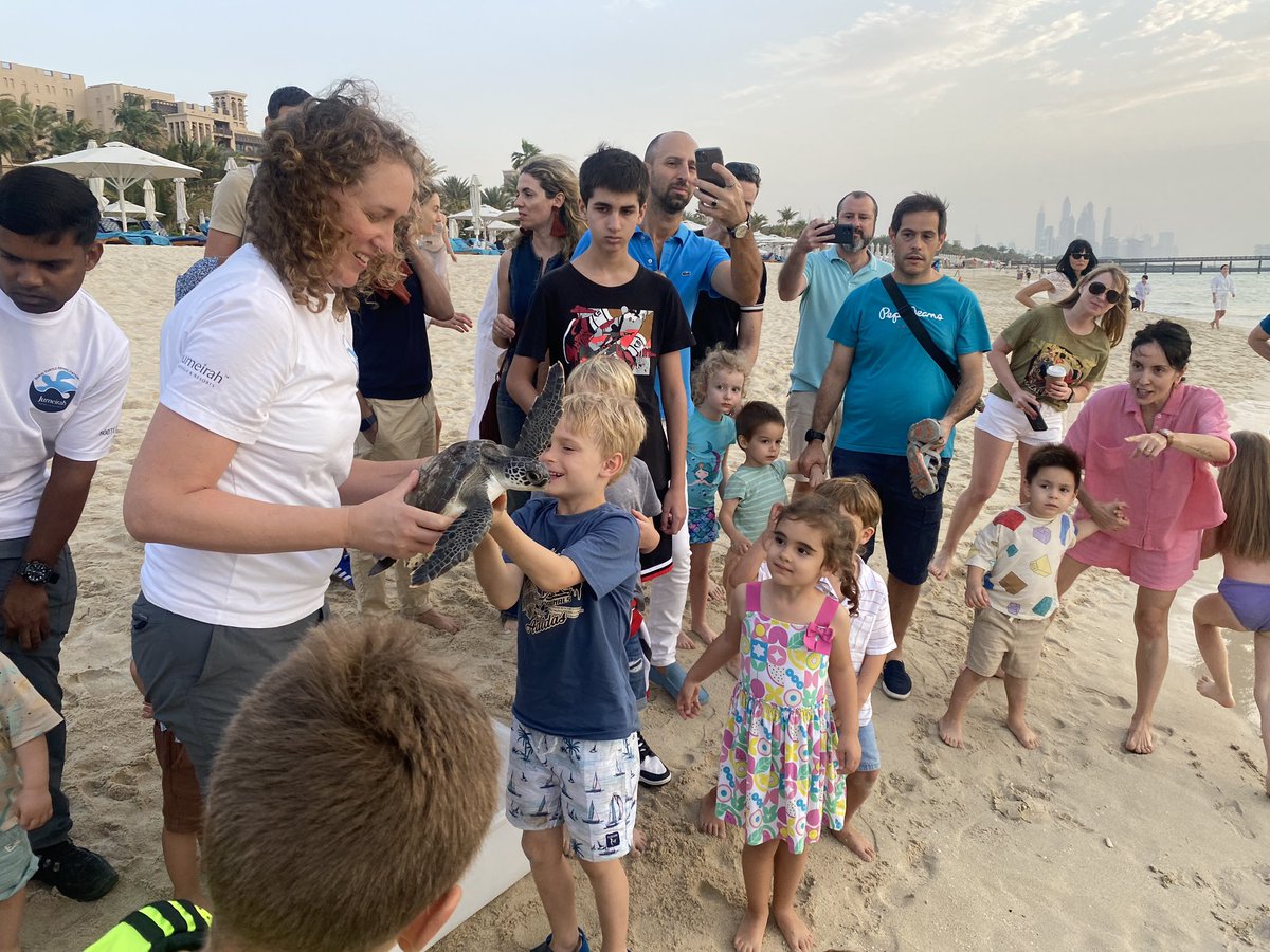 Científicos Españoles en Emiratos Árabes tweet media