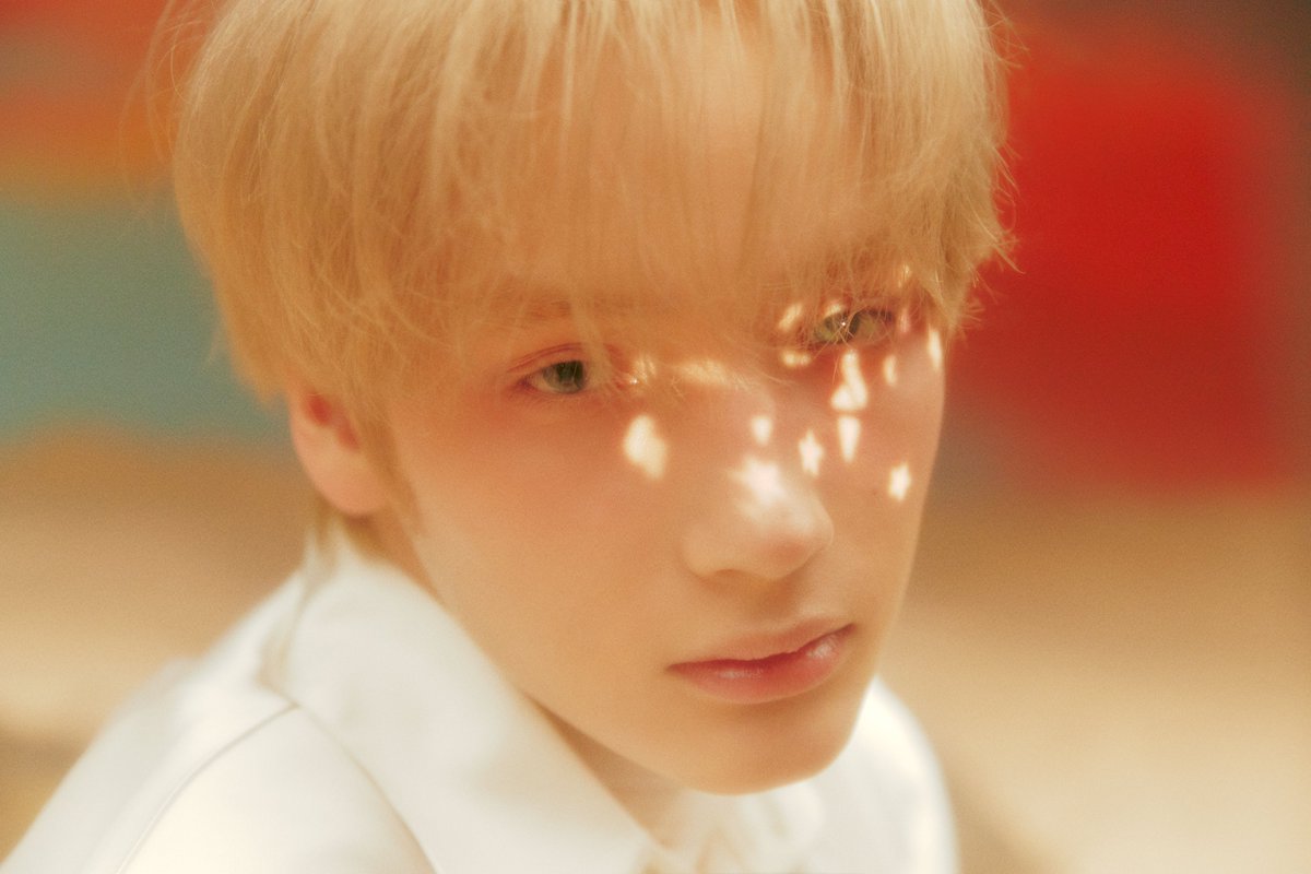 translatingTXT's tweet image. huening kai barbie doll