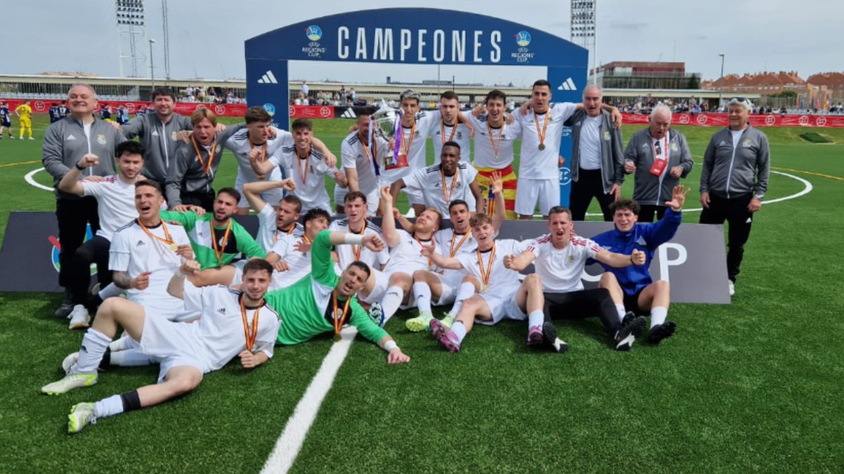 #RFAF  𝐅𝐔́𝐓𝐁𝐎𝐋  I 🏆COPA REGIONES UEFA

🗣️Aragón, campeón de la Copa Regiones UEFA

futbolaragon.com/pnfg/NNws_ShwN…

¡𝐕𝐚𝐦𝐨𝐬 𝐀𝐫𝐚𝐠𝐨́𝐧! 💛