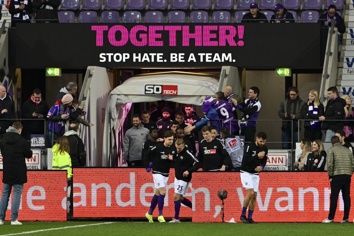 VfL_1899's tweet photo. Aktionsspieltag "Together". 🩷
Stop Hate. Be a Team.

#vfl1899 #OSNF95 https://t.co/GKqpI8vMi3