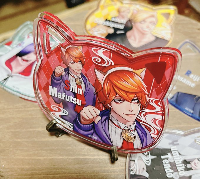 セリアのミニイーゼルは何でも解決してくれるのでオススメです(買い足すメモ) 