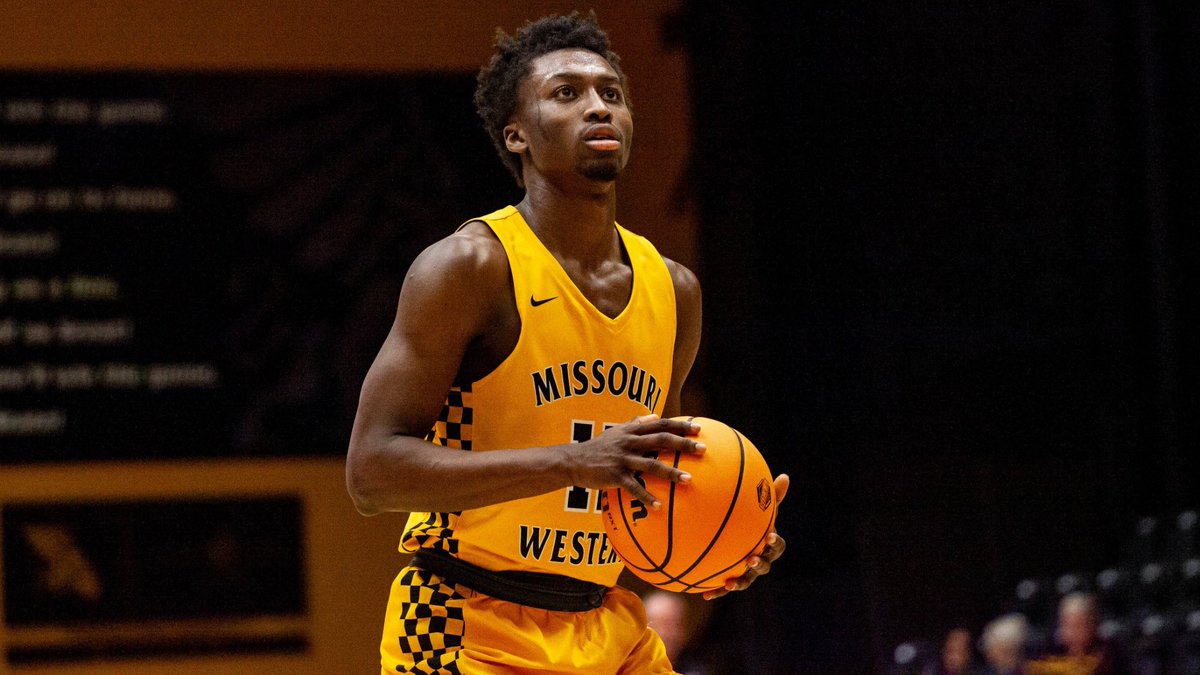 TP4PT's tweet photo. CBB Transfer Portal Spotlight

Taye Fields
6'4" 200
Guard
Missouri Western (D2)
1 Year of Eligibility Remaining

2023-24 Stats (27 Games):
📊 13 PPG, 10 RPG, 4 APG, 1 SPG, 52 FG%

📶 68 Career Starts, 889 Career Points

🏅 2x All-MIAA

🎥 https://t.co/crfcI4njQe

#TP4PT #TransferPortal