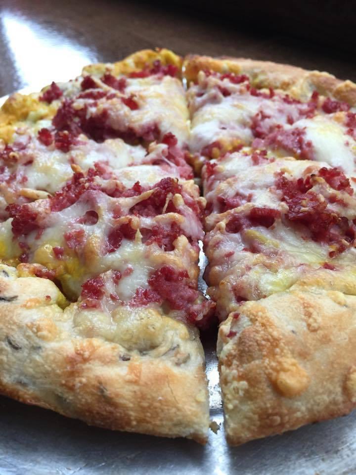 winkinglizard's tweet photo. ☘️ ☘️HAPPY ST PADDY’S DAY☘️ ☘️

Today’s the last day to enjoy the St Paddy’s Day specials!!!🍀 🦎 🍀 🦎 🍀

🍀Reuben Barrels
🌈 Irish Pizza
🍀Reuben 
🌈 Danny Boy Paddy Melt

Check out the St Paddy's Day menu here🍀https://t.co/4JSvFZzODi

#IrishPizza #Reuben #stpaddysday https://t.co/wLDfzYat5o