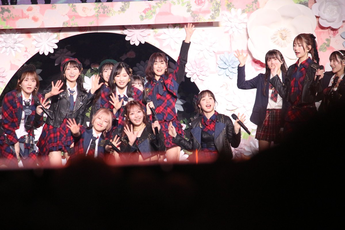 vchan0926's tweet photo. #村山彩希
#AKB春コン https://t.co/NgrooIyrz4