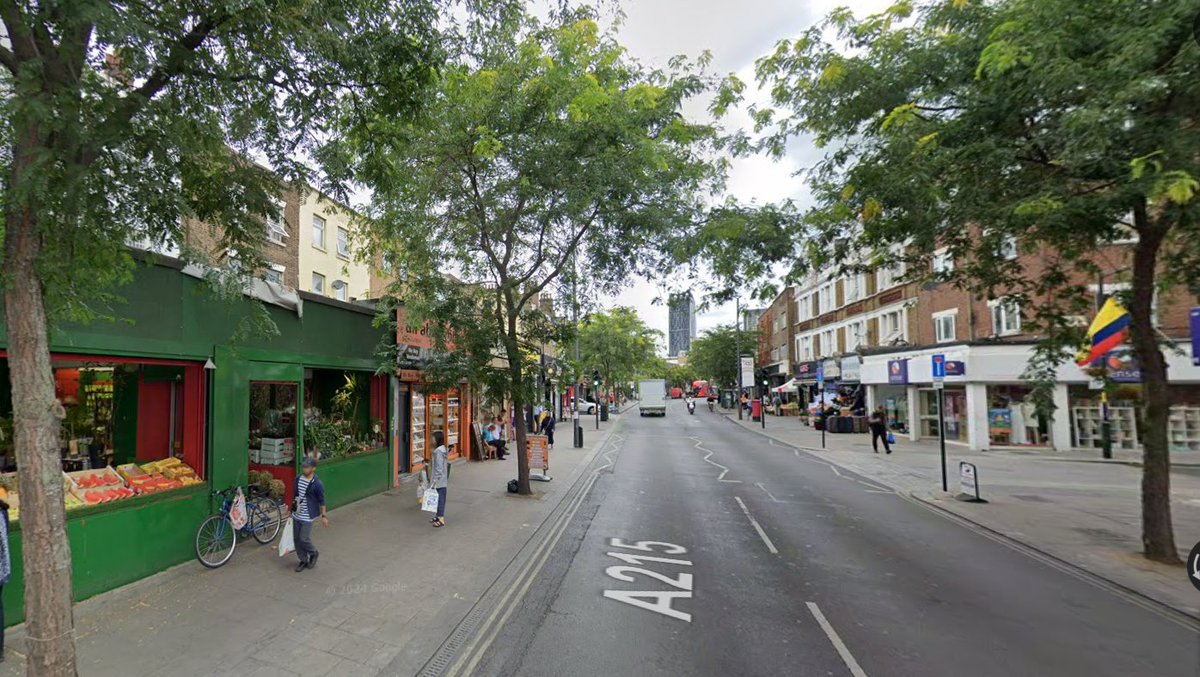 Not CGI but actual transformation of Walworth Road between 1997 (photo) and 2022 (Google Street View). The pavement by Pizza Hut was so narrow a wheelchair could barely pass. The cream-painted house on the left is visible in both photos. @WalworthSociety @SouthwarkLS.