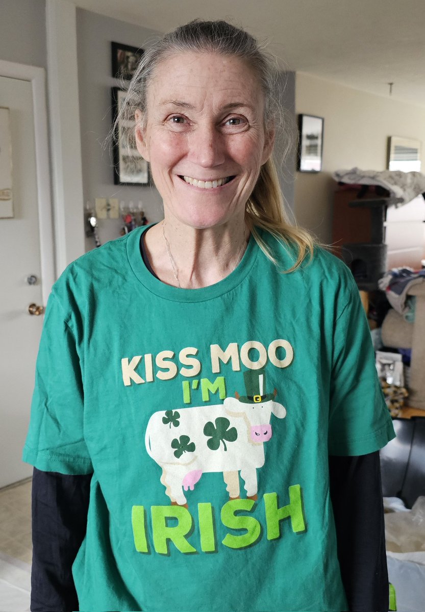 The t-shirt I can wear once a year!! 🍀🐮  Looking for all the cow smooches I can get!! 🍀🐮🍀🐮💕🐮💕🐮 <a href="/COWSICECREAM/">COWS</a>