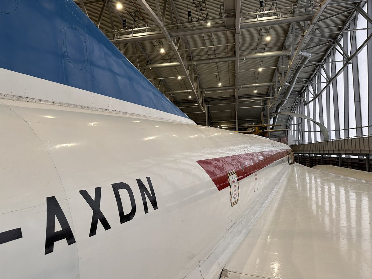 When it’s your day off, and the inner #avgeek comes out! #concorde