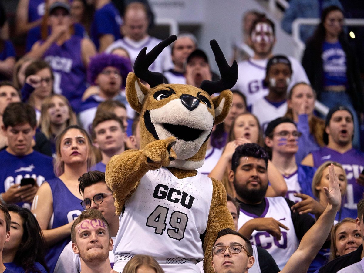 barstoolsports's tweet photo. The Ending of WAC Championship Was Hysterical and Grand Canyon is By Far The Coolest Team in The NCAA Tournament https://t.co/58QkiGVqiH https://t.co/S34mVjxS2k
