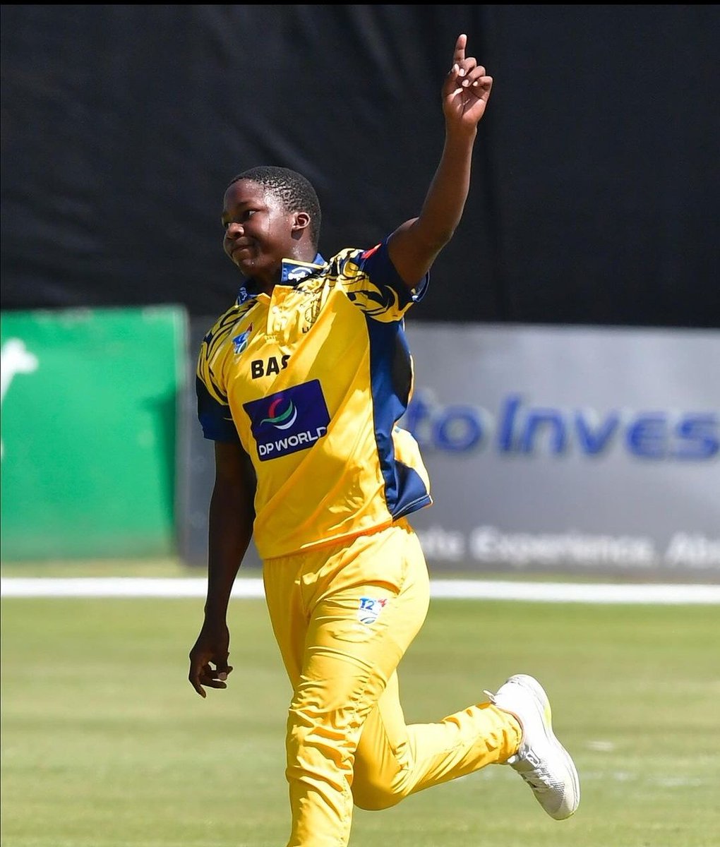 Werries_'s tweet photo. Kwena Maphaka is going to be a Superstar 🔥🌟

He delivers in the Super Over in the CSA T20 Challenge against the Western Province at the age of 17!!!!!
#CSAT20Challenge https://t.co/UYcDk6ozOu