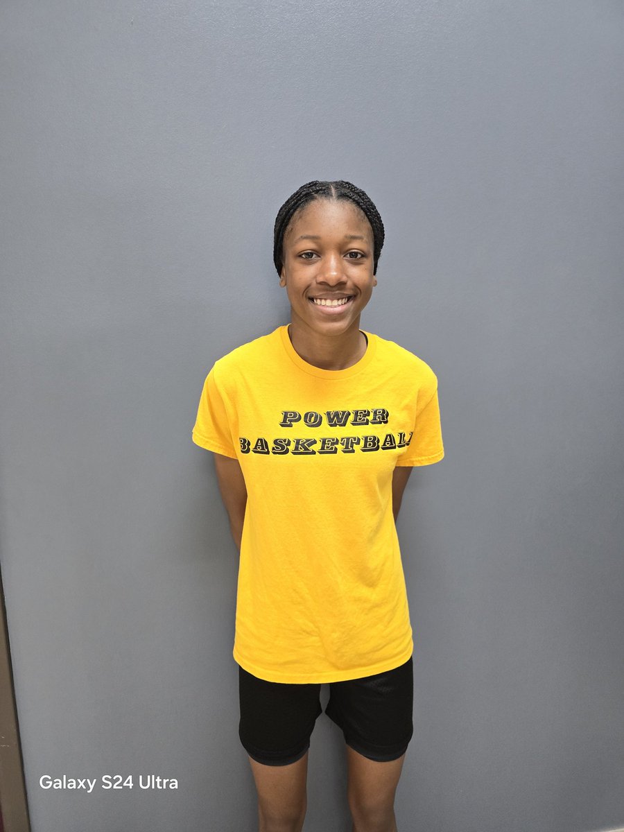 girlzprepreport's tweet photo. '28 Cassie Hanks was dropping NBA 3s yesterday. I asked "so you're baby" she responded "no I'm in MS" #priceless @PGHTexas Watchlist coming, and I saw her @bballnation13 #LadysFirstInvitational https://t.co/vIusN17k0j