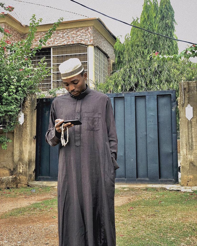 Hey you 🫵🏻 can I have your number so I can wake you up for fajr?