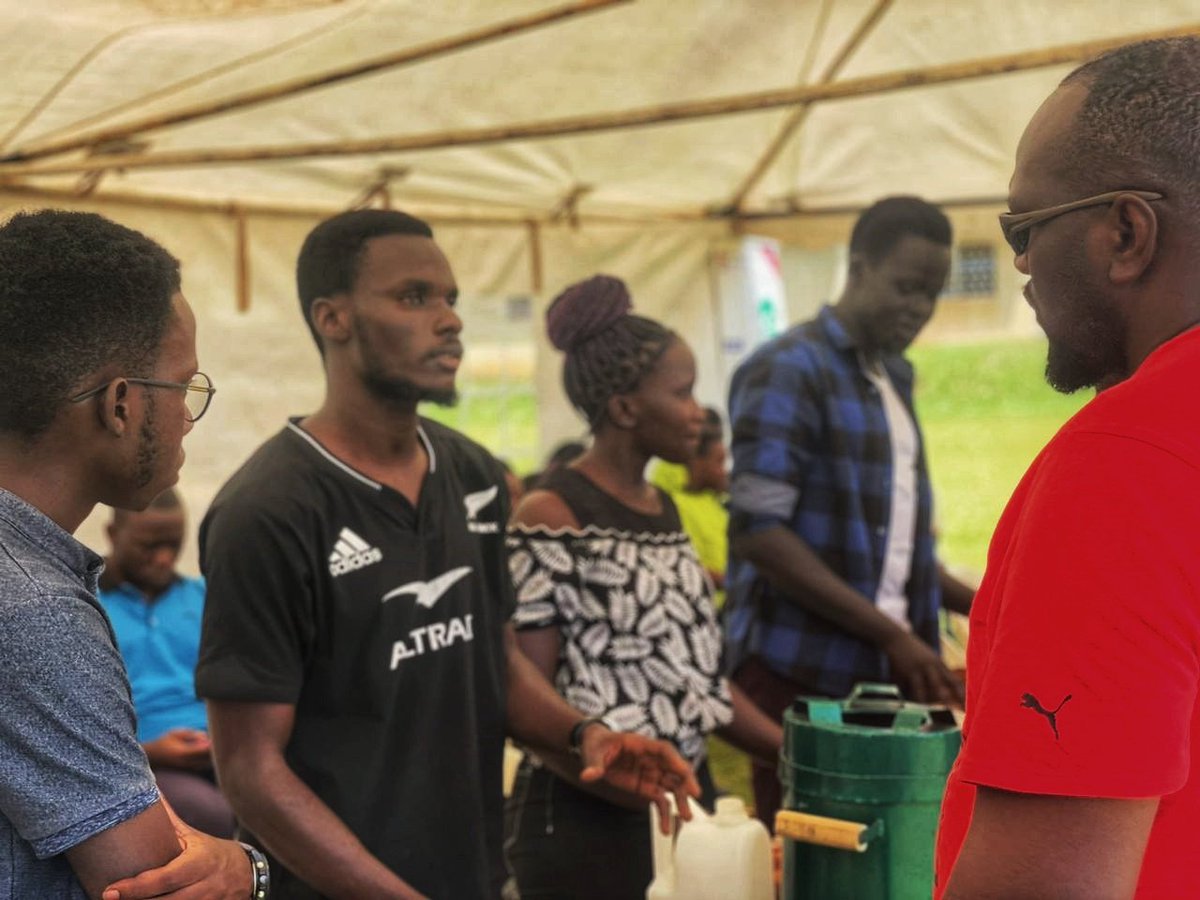 The corridors echoed with the fusion of ideas as aspirants and mentors exchanged wisdom, forging connections that transcend beyond the ordinary. #Mentorship #CareerConnections