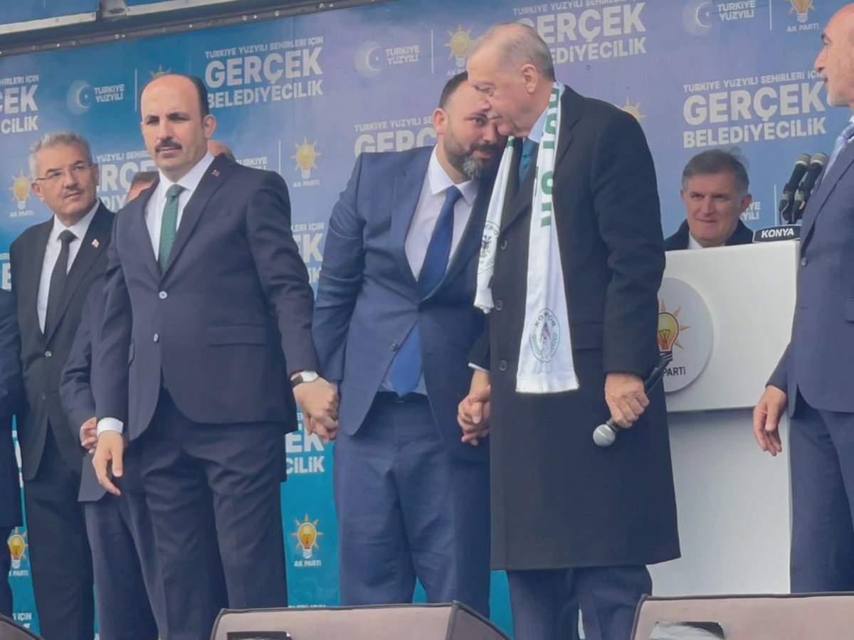 gencseydisehir's tweet photo. Cumhurbaşkanımız Recep Tayyip Erdoğan Konya'da ❤️

Mitingimize Gençlik Kolları Başkanımız Veysel Yıldırım ve yönetim kurulu üyeleri ile birlikte katıldık. https://t.co/WAVb0OOewI