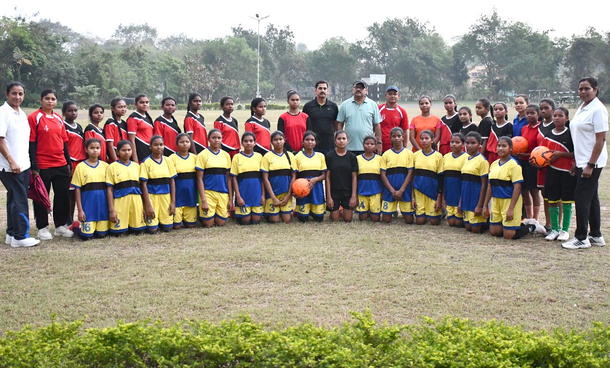 Today, an exhilarating football match unfolded between Kasturba Gandhi Balika Vidyalaya's teams, graciously hosted by 106bnraf, with Vahini's enthusiastic support rallying children towards sports#sports encouragement#community engagement.