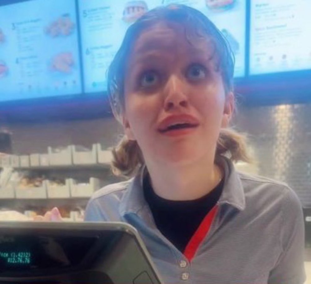 BlSCUlTS's tweet image. the gas station attendant when i say i wanna do a million dollars on pump 7